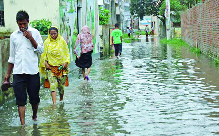 ডিএনডিবাঁধ এলাকায় জলাবদ্ধতা