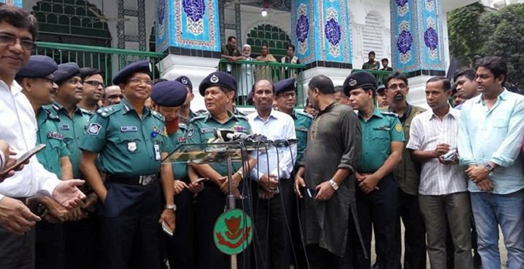 কাঁচি-ছুরি নিষিদ্ধ তাজিয়া মিছিলে