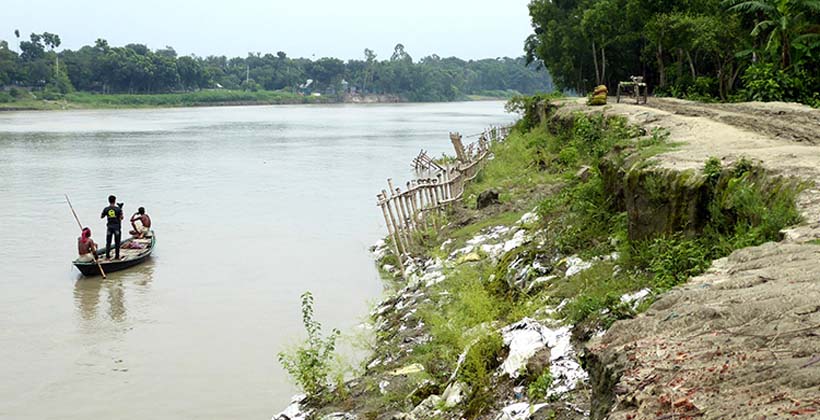 দেড় যুগেও সংস্কার হয়নি টাঙ্গাইল শহর রক্ষা বাঁধ