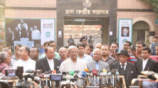 ঐক্য নিয়ে এগিয়ে যাওয়ার আহ্বান জানালেন খালেদা জিয়া
