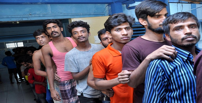 ইন্দোনেশিয়ায় একটি তালাবদ্ধ দোকান থেকে ১৯৩ বাংলাদেশি উদ্ধার