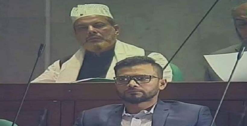 সংসদ অধিবেশনে এমপি মাশরাফি