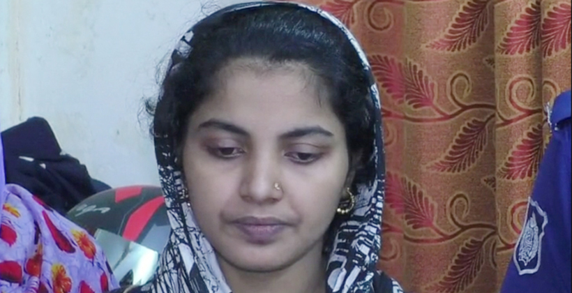 সীমান্তে কেন ধরলেন রোহিঙ্গা তরুণী