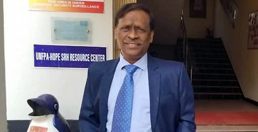দেশ ছাড়লেন ড. বিজন কুমার শীল