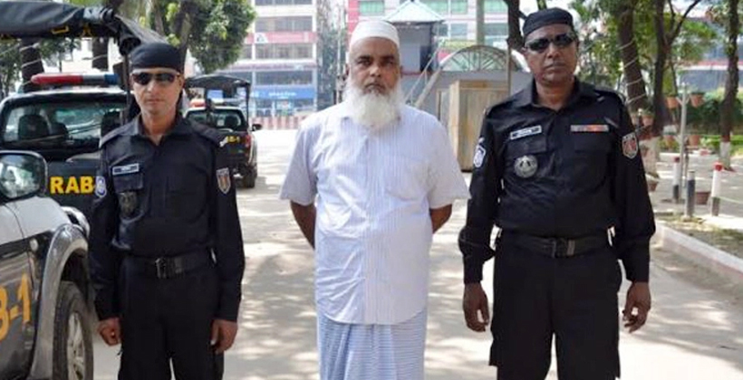 মালেক ড্রাইভারের পেটে শতকোটি টাকা, কব্জায় ডিজির পাজেরো