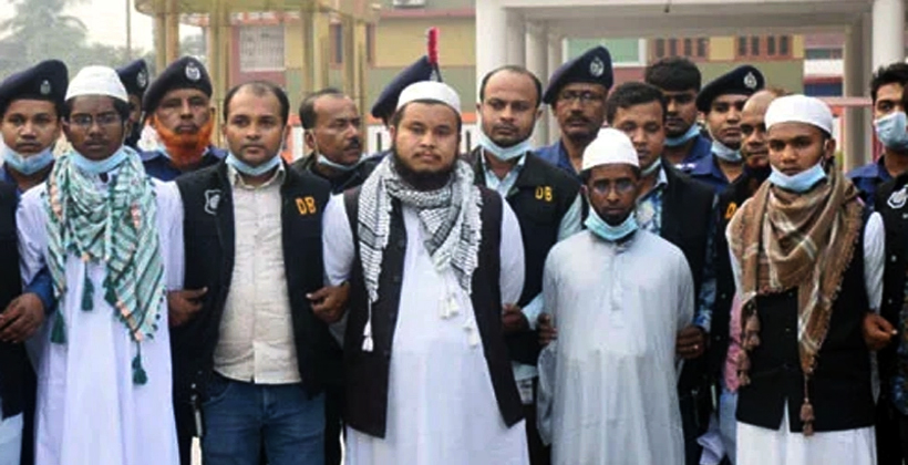 বঙ্গবন্ধুর ভাস্কর্য ভাঙা নিয়ে জবানবন্দি দিলেন দুই শিক্ষক