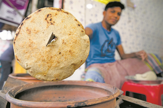 রেসিপিঃ রাজশাহীর বিখ্যাত কালাই রুটি