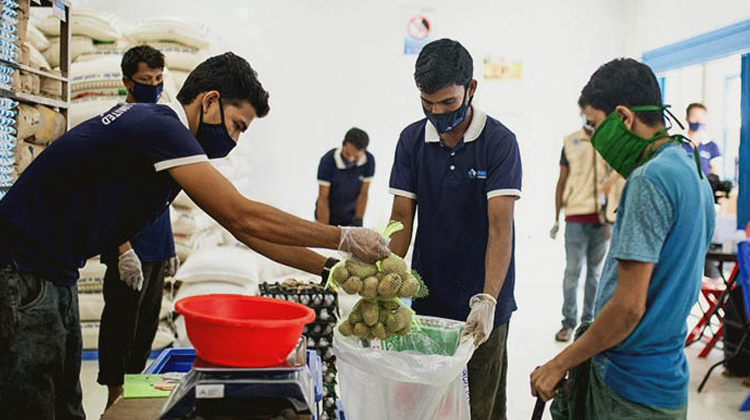 রোহিঙ্গাদের জন্য প্রায় ১২ কোটি টাকা অনুদান দিল ফ্রান্স সরকার