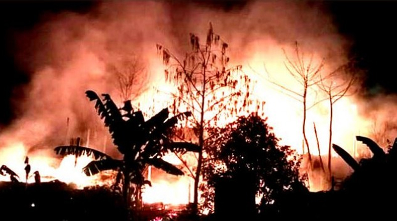 ফের রোহিঙ্গা ক্যাম্পে আগুন
