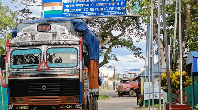 ৮ দিন পর চালু আখাউড়া স্থলবন্দর
