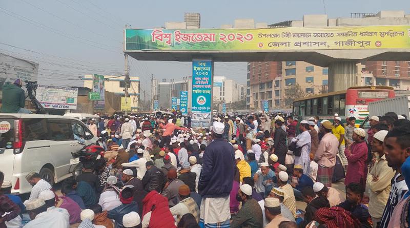 মহাসড়কে মুসল্লিদের অবস্থান, বন্ধ রয়েছে যান চলাচল