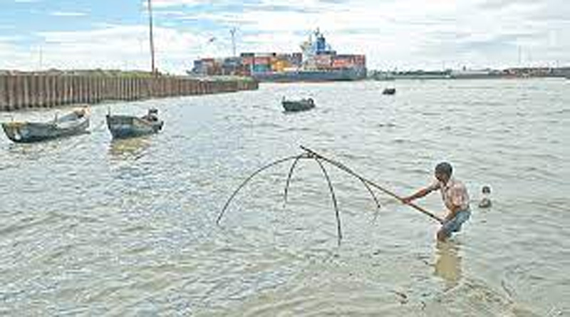 নদী রক্ষায় আইনের কঠোর প্রয়োগ করা হবে: পরিবেশ উপদেষ্টা