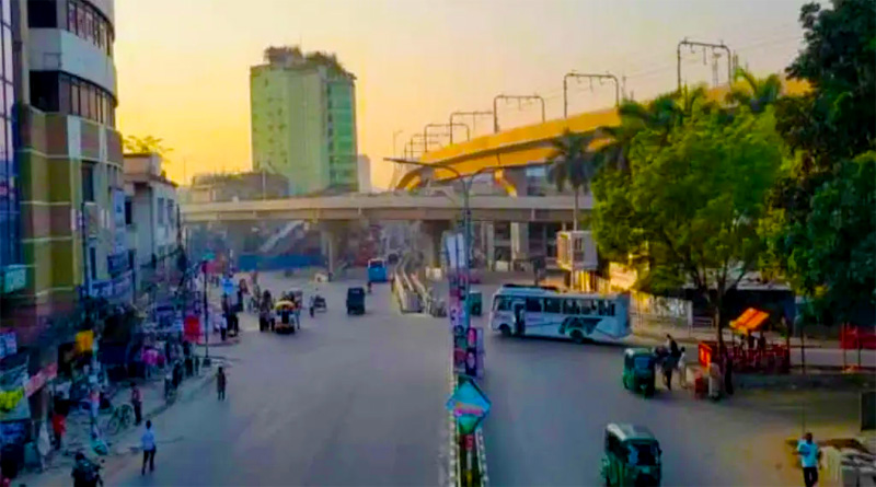 ঢাকার রাস্তায় সকালে যান চলাচল প্রায় স্বাভাবিক