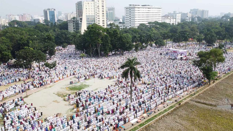 চলছে ইসলামী আন্দোলন বাংলাদেশের সমাবেশ