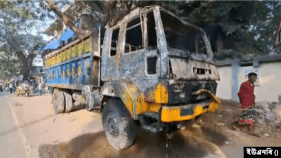 তিন দিনে ১১টি গাড়িতে আগুন দেয়া হয়েছে, বলছে ফায়ার সার্ভিস