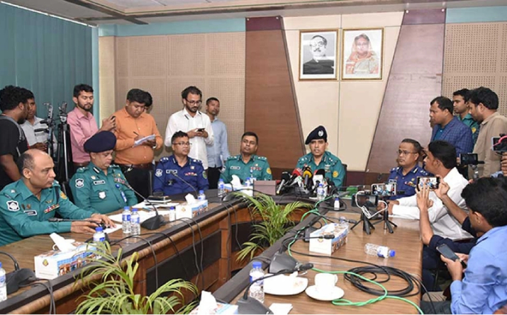 ১৫ দিন ঢাকায় ‘তীব্র’ যানজটের শঙ্কা, ভোগান্তি এড়াতে গণবিজ্ঞপ্তি