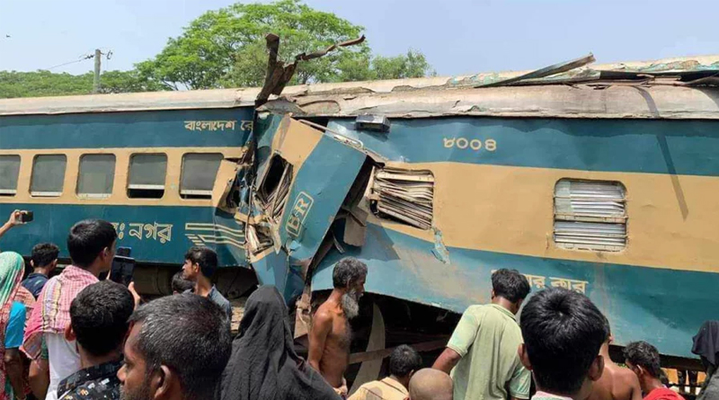 গাজীপুরের ট্রেন দুর্ঘটনায় রেলওয়ের দুই তদন্ত কমিটি