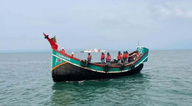 ফের সেন্টমার্টিন নৌরুটে পণ্যবাহী ট্রলারে মিয়ানমারের গুলি