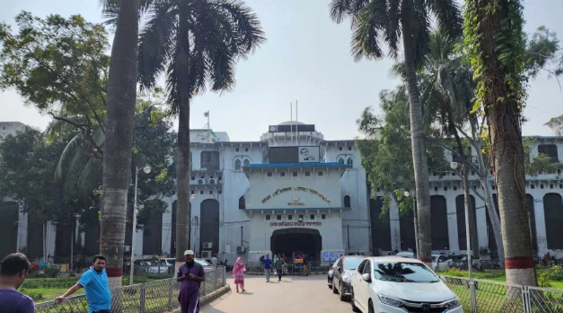 ঢাকা মেডিকেলে ছাত্ররাজনীতি নিষিদ্ধ