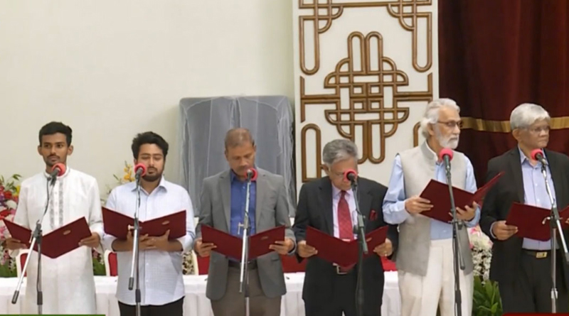 শপথ নিলেন অন্তর্বর্তীকালীন সরকারের ১৩ উপদেষ্টা