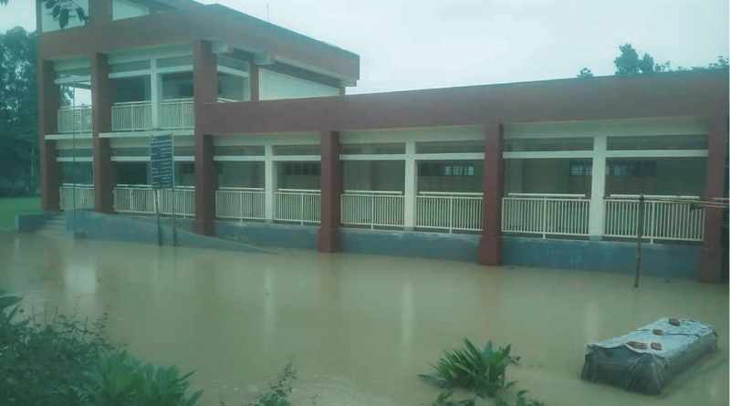 শেরপুরে বন্যায় ২৪২ প্রাথমিক বিদ্যালয় বন্ধ