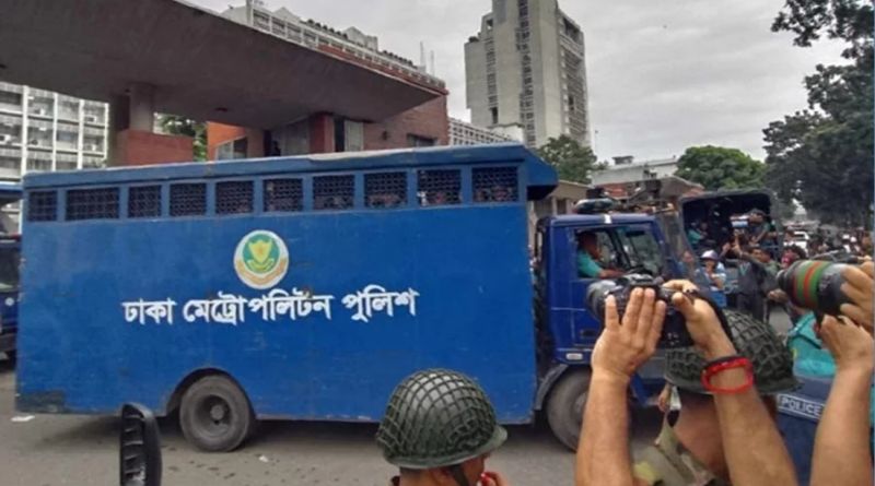 সচিবালয়ে ঢুকে পড়া ৫৩ শিক্ষার্থী আটক