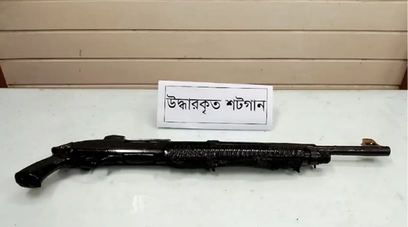 যাত্রাবাড়ী থানার লুট হওয়া অস্ত্র উদ্ধার পাওয়া গেলো কুষ্টিয়ায়