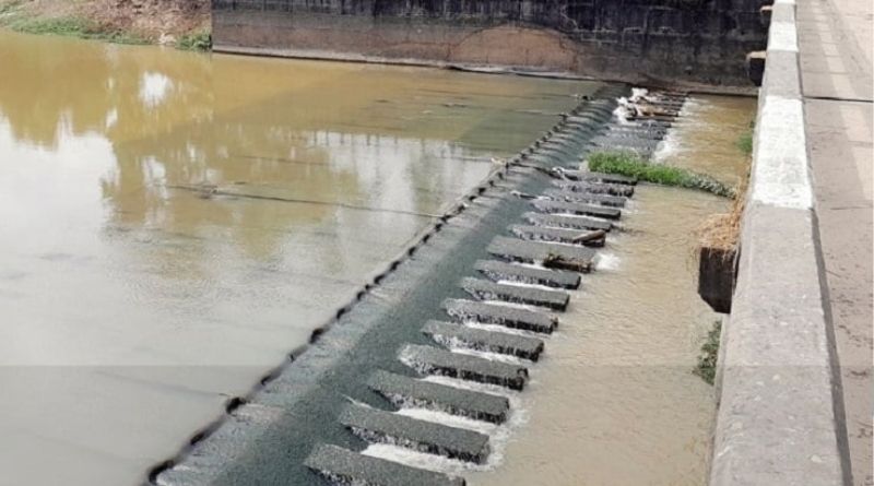 রাঙ্গুনিয়ায় রাতের আঁধারে রাবার ড্যাম কেটে দিয়েছে দুর্বৃত্তরা