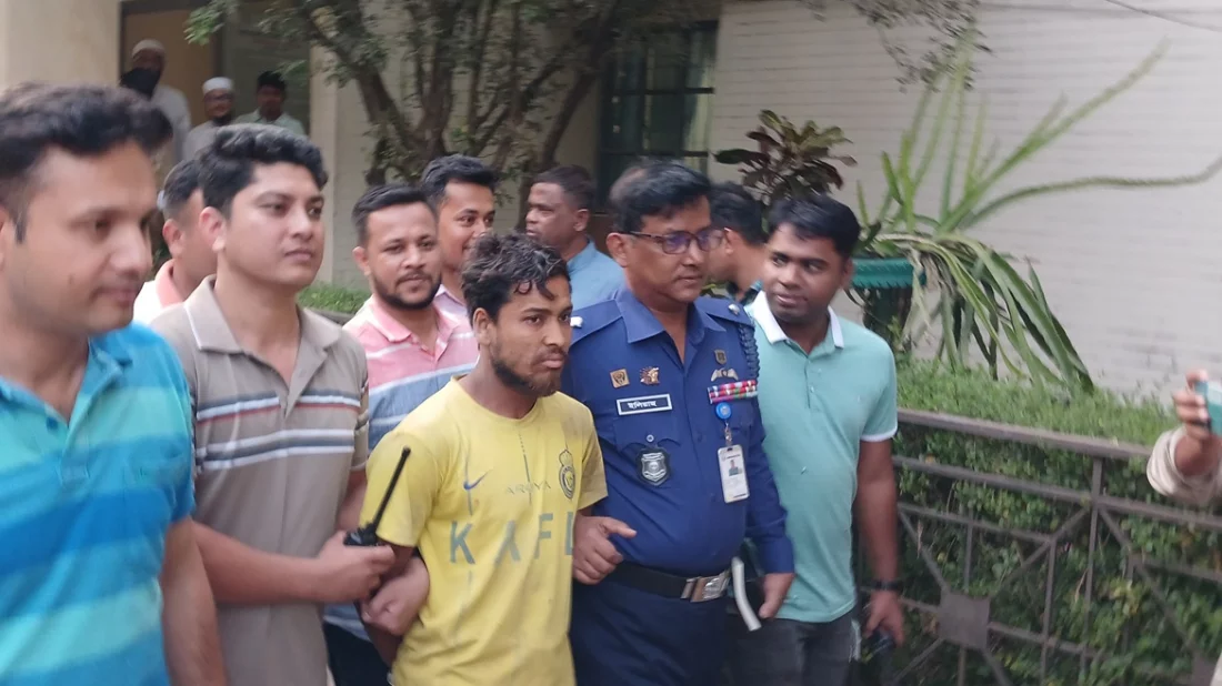 মার্কিন নাগরিককে শ্লীলতাহানির চেষ্টার অভিযোগে যুবক গ্রেপ্তার