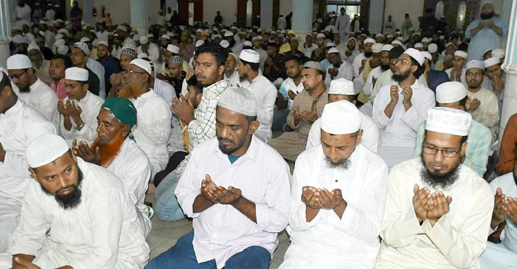 মাইলস্টোন ট্রাজেডিতে নিহতদের জন্য দেশজুড়ে বিশেষ দোয়া