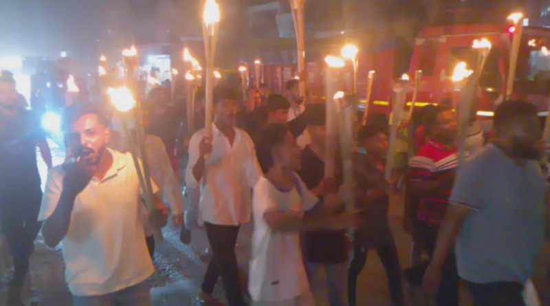 জেলা ঘোষণা ও মামলা প্রত্যাহারের দাবিতে ভৈরবে মশাল মিছিল