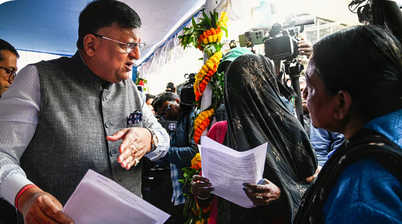 পশ্চিমবঙ্গে বিধানসভা নির্বাচনের আগে ভোটার তালিকা থেকে বাদ পড়লো ৫৮ লাখ নাম